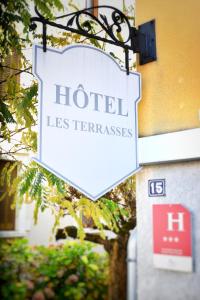 ใบรับรอง รางวัล เครื่องหมาย หรือเอกสารอื่น ๆ ที่จัดแสดงไว้ที่ Hotel Les Terrasses