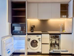 Una cocina o kitchenette en Hotel Bahía de Vigo