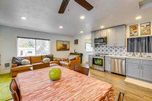 A kitchen or kitchenette at Tillamook Bay Apt Near Marina Fish, Boat and More!