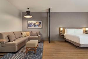 Voodi või voodid majutusasutuse Hyatt Place Windsor toas