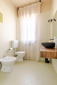 A bathroom at Wellness Apartment 25 min to Florence WiFi, Terrace