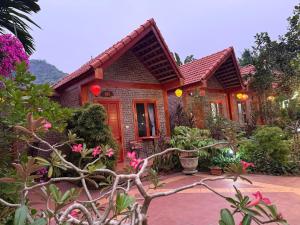 En trädgård utanför Tam Coc Friendly Homestay