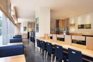 A kitchen or kitchenette at Four Points Flex by Sheraton Shin Osaka