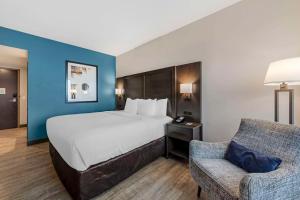 Кровать или кровати в номере Comfort Inn & Suites Miami International Airport