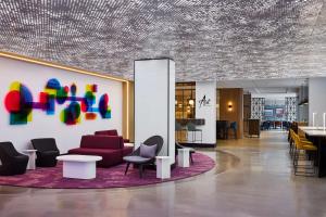 Un lugar para sentarse en YOTEL Washington DC