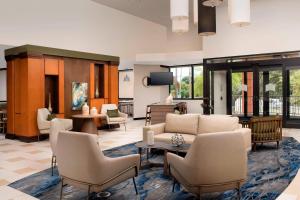 Posedenie v ubytovaní Fairfield Inn & Suites by Marriott Miami Airport South