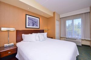 เตียงในห้องที่ SpringHill Suites Arundel Mills BWI Airport