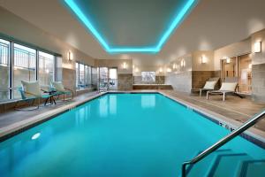 Hồ bơi trong/gần TownePlace Suites Salt Lake City Murray