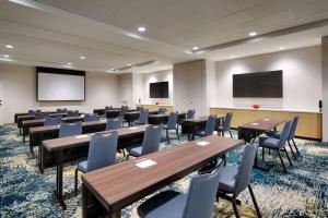 Khu vực hỗ trợ khách đi công tác/phòng hội thảo tại TownePlace Suites Salt Lake City Murray