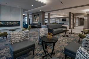 A seating area at TownePlace Suites By Marriott Wrentham Plainville