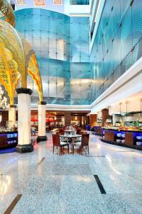 Restoran atau tempat makan lain di Le Meridien Coimbatore