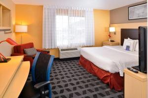 Katil atau katil-katil dalam bilik di TownePlace Suites by Marriott Las Vegas Henderson