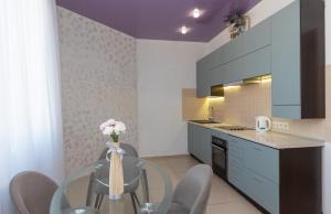 Apartment Obolon Natalka Park廚房或簡易廚房