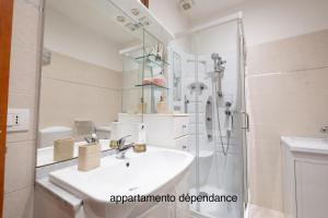 Un baño de Casa tipica valdostana