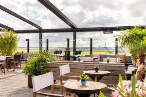 En balkong eller terrasse på Corendon Amsterdam Schiphol Airport, a Tribute Portfolio Hotel