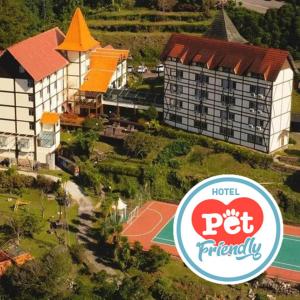 Certifikat, nagrada, logo ili neki drugi dokument izložen u objektu Sky Valle Hotel