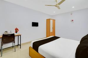 TV/trung tâm giải trí tại Super Hotel O Valasaravakkam Near Chandra Metro Mall