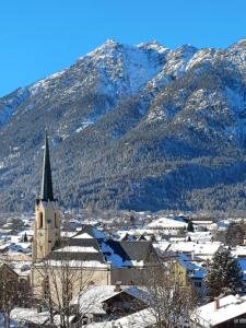 Bergsutsikt från lägenheten