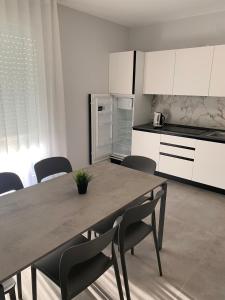 Kuchyňa alebo kuchynka v ubytovaní Matilde Apartments Caorle