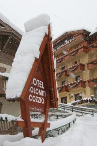 Dolomiti Hotel Cozzio under vintern