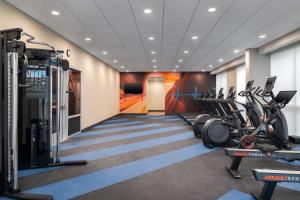 Gimnàs o zona de fitness de Tru By Hilton Phoenix Midtown