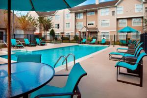 Басейн в или близо до Residence Inn by Marriott New Orleans Metairie