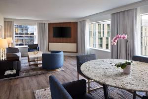 A television and/or entertainment centre at Grand Hyatt Washington