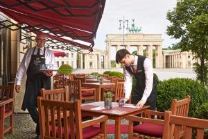 Majutusasutuse Hotel Adlon Kempinski Berlin külastajad