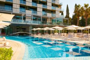 Bazén v ubytování Hotel Kempinski Palace Portorož nebo v jeho okolí