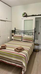 A bed or beds in a room at Super Nuova - Private Parking