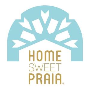 um logótipo para uma pradaria doce e caseira em Home Sweet Praia na Nazaré