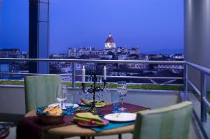 En balkong eller terrasse på Taj Wellington Mews