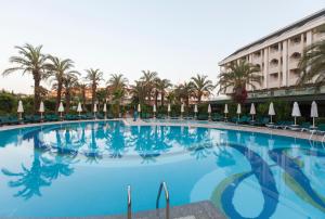 Πισίνα στο ή κοντά στο Calimera Hane Garden Hotel