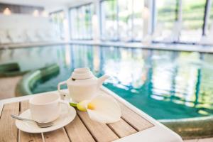 A piscina localizada em Hotel Acquaviva Del Garda ou nos arredores