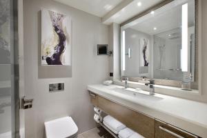 Un baño de The Star Grand at The Star Gold Coast