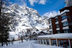 Hotel Quellenhof Leukerbad خلال فصل الشتاء