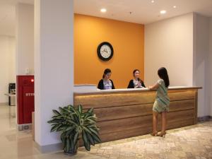 Clients de Sparks Odeon Sukabumi, ARTOTEL Curated