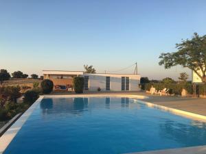 The swimming pool at or close to Herdade Do Charito