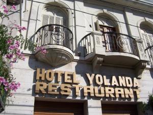 תמונה מהגלריה של Cordoba Yolanda Hotel בקורדובה