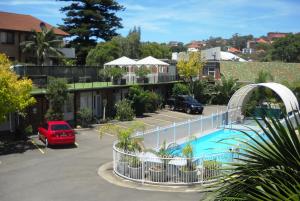 La pileta dentro o cerca de Ultimate Apartments Bondi Beach