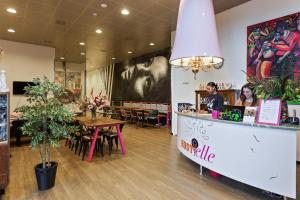 Hostelle - women only hostel Amsterdam