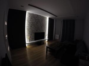 TV at/o entertainment center sa A3XD Apartament 2