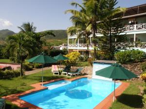 Swimming pool sa o malapit sa Tamarind Tree Hotel