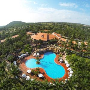 La pileta dentro o cerca de Phu Hai Beach Resort & Spa Phan Thiet