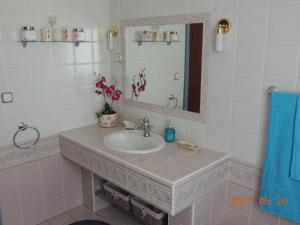 O baie la Eszter Apartman