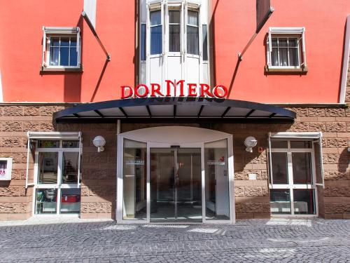 Pročelje oz. vhod v nastanitev DORMERO Hotel Villingen-Schwenningen