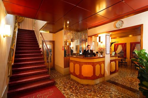 El lobby o recepción de Hotel Gorizia a La Valigia