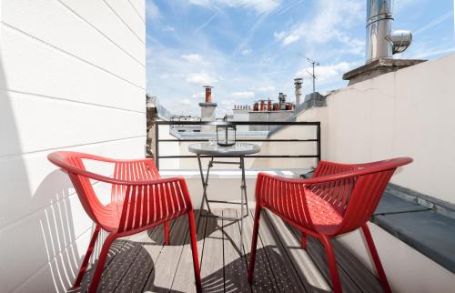 Un balcón o terraza en Hôtel le 209 Paris Bercy