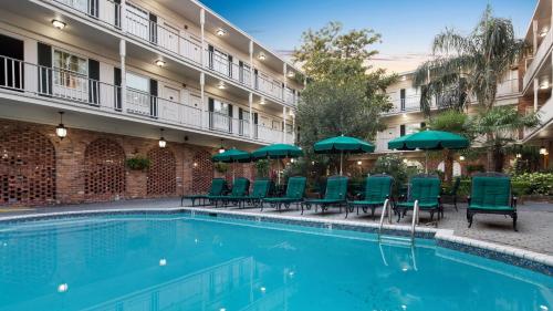 Πισίνα στο ή κοντά στο Best Western Plus French Quarter Courtyard Hotel