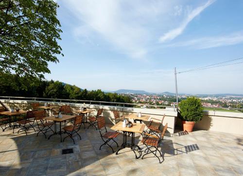 A general mountain view or a mountain view taken from a szállodákat